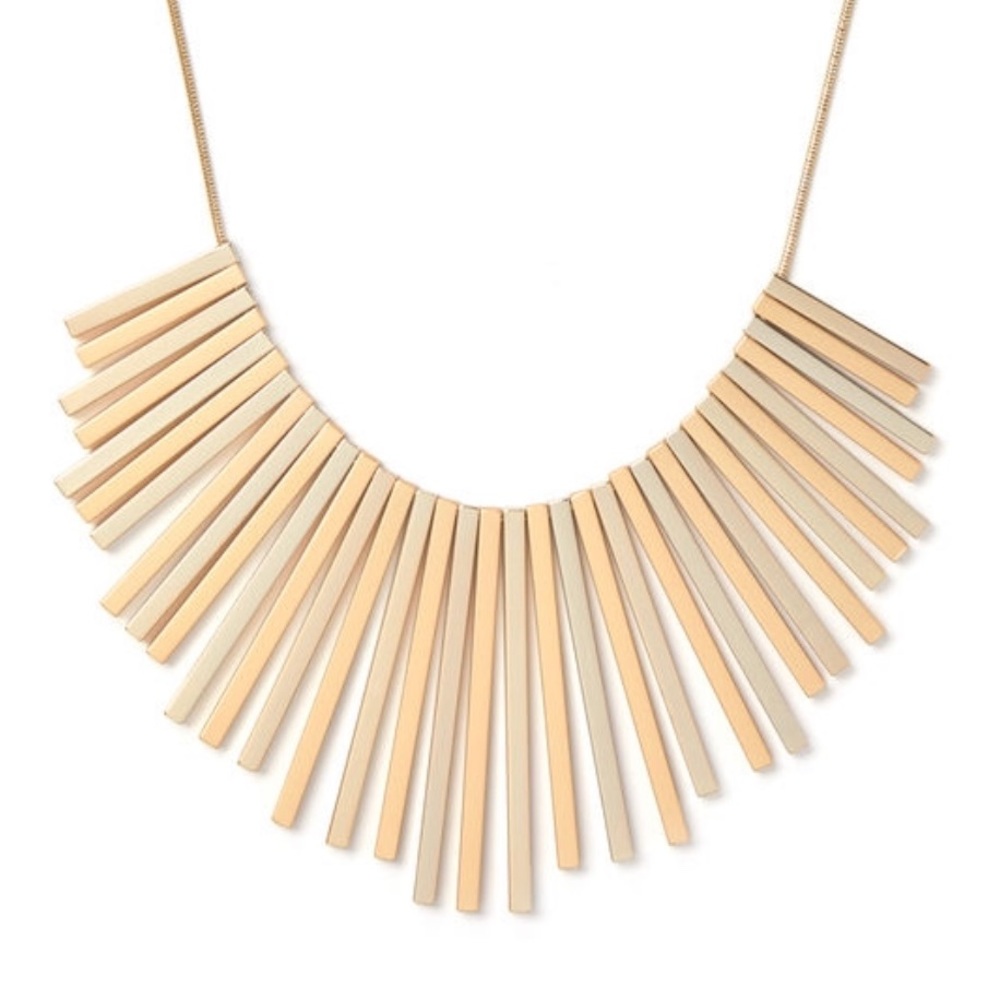 Linear Pendant Collar Necklace